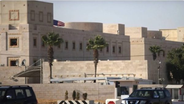 السفارة الأميركية بالأردن تُحذّر رعاياها من دخول العقبة تزامنًا مع استنفار أمني عالمي