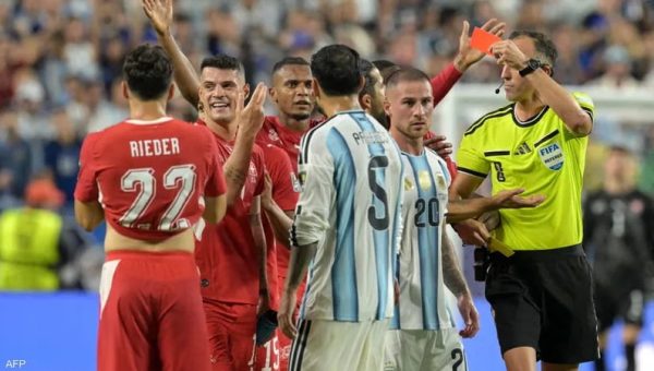 اعتراف رسمي يُشعل الجدل: “إيفاب” يقرّ بظلم سويسرا أمام الأرجنتين بمونديال 2026 بسبب هفوة الـ VAR