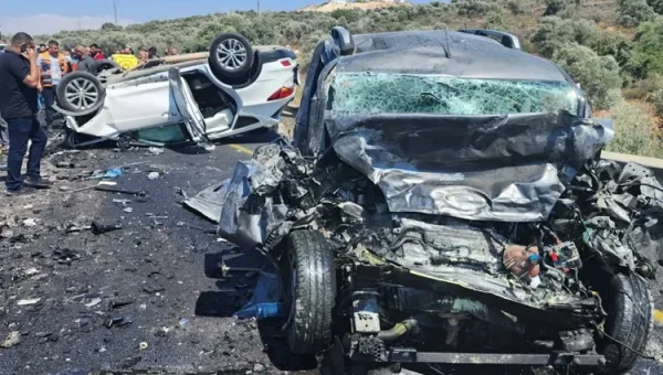 حادث سير مروّع على طريق هيت حديثة يودي بحياة 7 مدنيين ويصيب أربعة آخرين