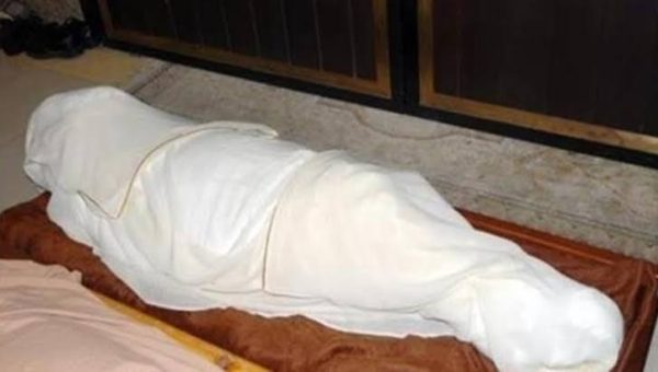 الرائحة كشفت الحادثة.. العثور على جثة سبعيني متوفى منذ أيام داخل منزله وسط كركوك