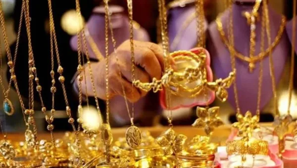 الذهب يقفز فوق 4000 دولار مع تصاعد توترات الشرق الأوسط