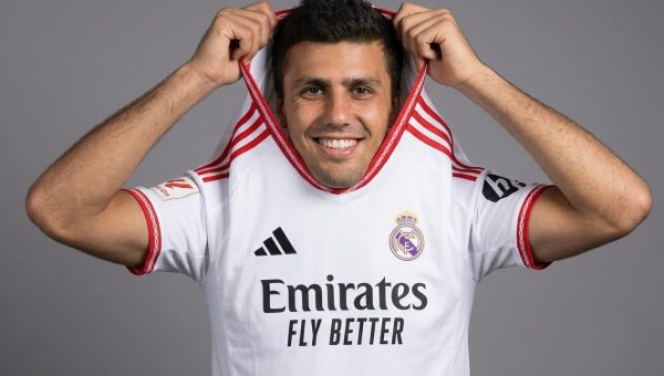 ريال مدريد يستهدف رودري.. ومانشستر سيتي يحدد 100 مليون يورو للتخلي عن نجمه