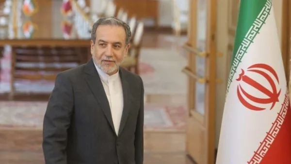 إيران تُحمّل أمريكا مسؤولية توتر الأوضاع في مضيق هرمز وتتحرك دوليًا لردع واشنطن