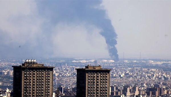 القيادة المركزية الأمريكية تبدأ ضربات عسكرية واسعة لتقويض قدرات إيران في مضيق هرمز