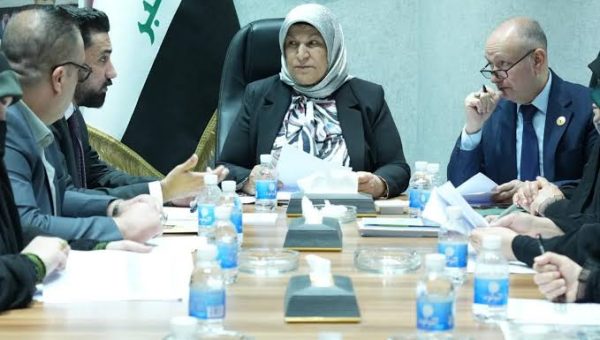 أراضٍ مجانية ومضاعفة مخصصات في التعديل الجديد لقانون حماية المعلم