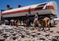 العراق يوسع تحقيقاته بشحنة الأسلحة داخل صهريج نفط.. وتتبع المسار يقود إلى مصفى بيجي