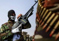 الفصائل ترفض زيارة الزيدي إلى واشنطن وتصف الاتفاق مع الشركات الأميركية بـ«الاحتلال الاقتصادي»