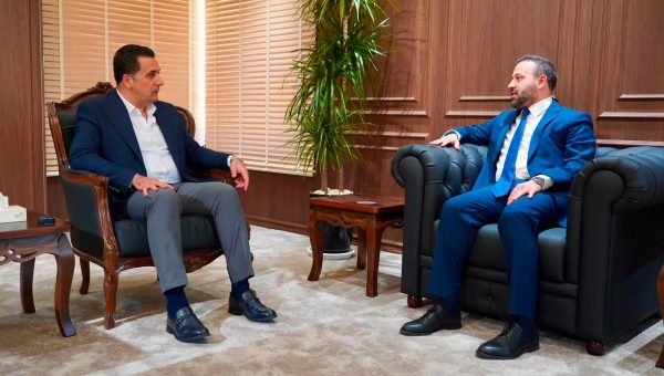 النجيفي يبحث مع قائممقام الموصل إجراءات إنهاء أزمة الأراضي الممنوعة من البناء