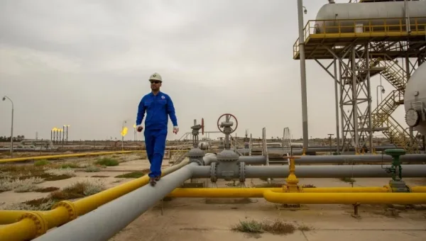تراجع أسعار النفط العراقي في الأسواق العالمية وخام البصرة المتوسط يسجل 50.27 دولارًا