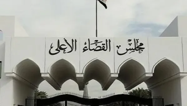 ضبط 7 مليارات دينار و5 ملايين دولار و35 عقارًا بحوزة مدير مكتب متهم بقضايا الفساد
