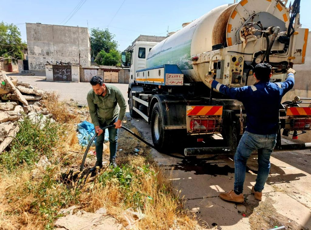 2-1-1024x758 كوادر مجاري نينوى تنفذ حملة صيانة وتأهيل واسعة في أحياء الجانب الأيسر
