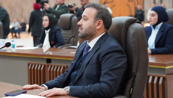 مراقبون يشيدون باختيار النجيفي لرئاسة لجنة النزاهة والشفافية