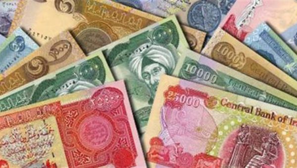 مرصد اقتصادي ينتقد الغموض الحكومي بشأن تغيير العملة ويحذر من إرباك الأسواق