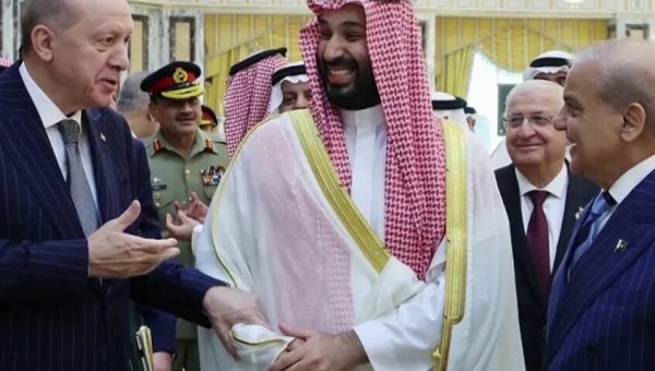 تركيا والسعودية وباكستان تؤسس آليات ومناورات عسكرية مشتركة بموجب اتفاقية مكة