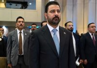 الزيدي يعلن تأمين الرواتب ويكشف خطة لرفع صادرات النفط إلى 10 ملايين برميل يومياً