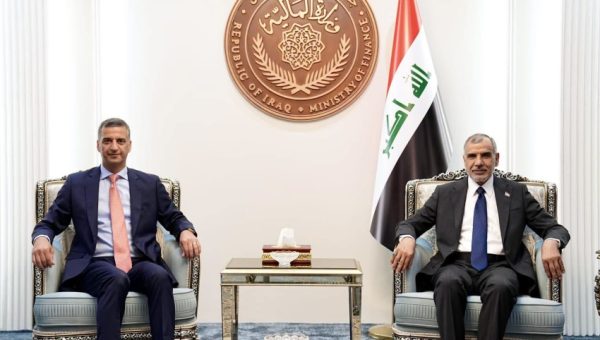 المالية والبنك المركزي يبحثان تنسيق السياسات لضمان الإستقرار المالي والنقدي