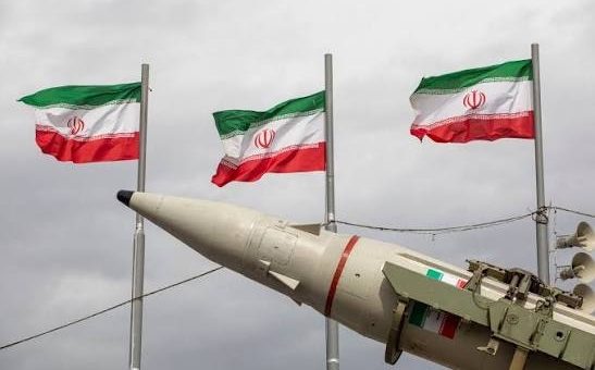 طهران تؤكد حسم معركة مضيق هرمز وتجبر واشنطن على الإعتراف بالهزيمة