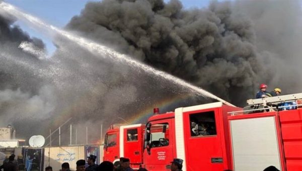 الدفاع المدني يُغلق 900 مبنى تجاري مخالف ويكشف عن “القاتل الصامت” في الحرائق