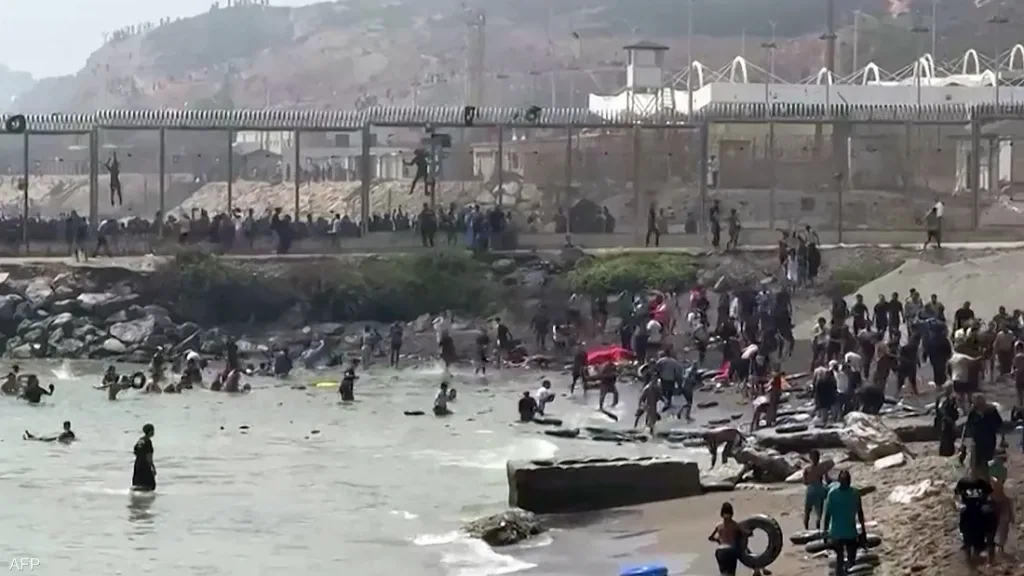 سبتة-1-1024x576 أزمة سبتة: 67 قتيلًا وإسبانيا تؤكد إعادة المهاجرين غير النظاميين ( لن يحصلوا أبدًا على تسوية قانونية )