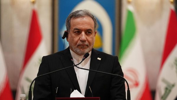 إيران تكشف عن خطة بديلة لمضيق هرمز وتُحدد طبيعة التواصل الحالي مع واشنطن
