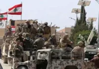 الجيش اللبناني يعترض شحنة صواريخ “غراد” مهربة عبر الحدود السورية في عملية أمنية