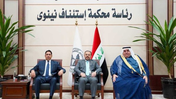 قرار يخفف معاناة المواطنين.. نينوى تبحث إنهاء التدقيق الأمني لحاملي البطاقة الوطنية