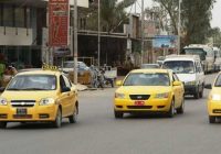النقل تكشف ضوابط جديدة لمكاتب التاكسي الجوال وتعلن إجراءات للحد من المخالفات