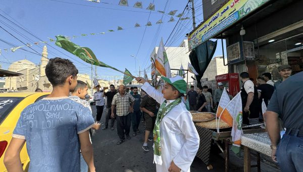 المولد النبوي يُزيّن الموصل.. حلوى وعصائر واحتفالات شعبية تعمّ الأسواق والأحياء