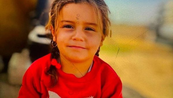 وفاة الطفلة “هاجر” أثناء نقلها للمستشفى بعد انتشالها من البئر