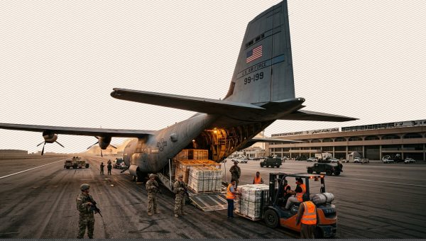 طائرات الدولار لم تهبط في بغداد!.. 46 يوماً بلا شحنات نقدية ومخاوف من شح العملة