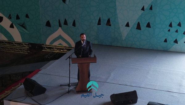 النجيفي يقدم ألف دراجة هوائية لمشاركي جيل القيم