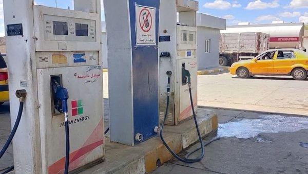 وزارة النفط تكشف أسباب أزمة البنزين وتعلن تحسن التجهيز ابتداءً من اليوم