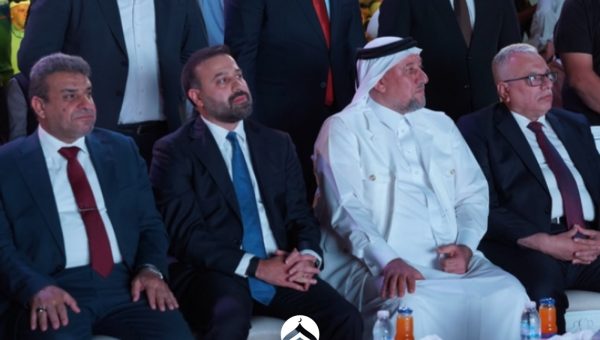 النجيفي يحضر الحفل الختامي لمشروع جيل القيم