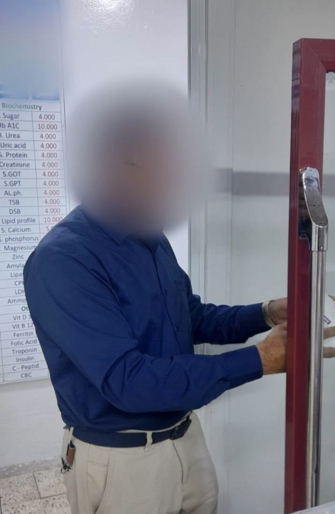 صحة نينوى تُغلق مختبرين ومحل بصريات في أيسر الموصل وتتوعد المخالفين