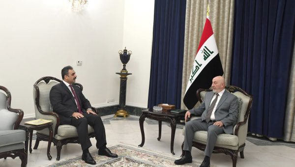 آميدي والوائلي يبحثان حماية المال العام وتعظيم إيرادات المنافذ الحدودية