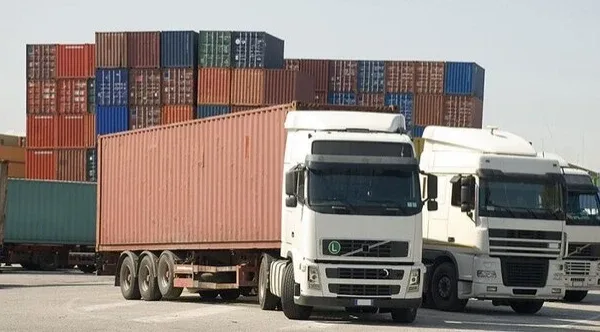 صادرات معبر مهران إلى العراق تتجاوز 450 مليون دولار في 6 أشهر