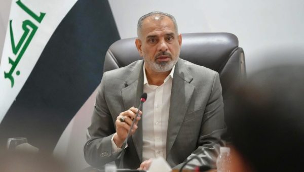الدليمي يصف حظر الطيران الإيراني بالقرار المخالف للدستور ويحذر من أزمة طاقة خانقة في العراق