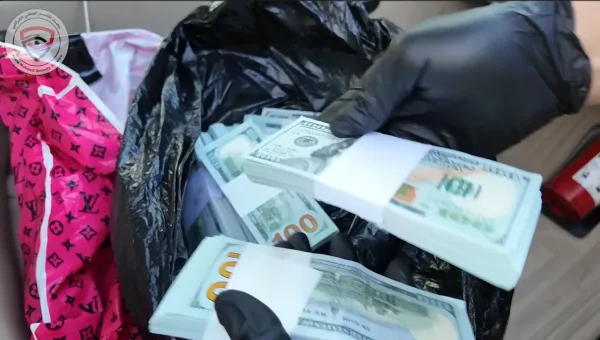 الأمن الوطني يُطيح بشبكة تزييف في النجف ويضبط أموالًا مزيفة وعقودًا عقارية بمليارات الدنانير
