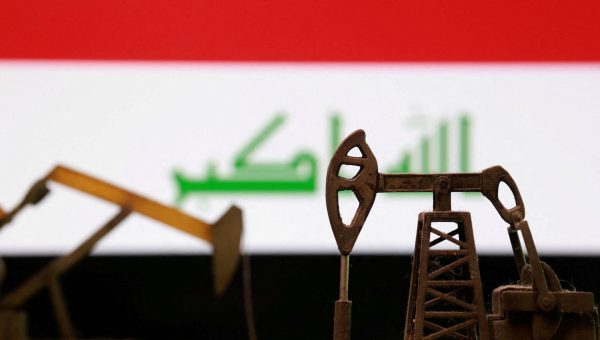 خام البصرة المتوسط يلامس 77 دولارًا وبرنت يُحلّق فوق حاجز الـ 103 دولارات