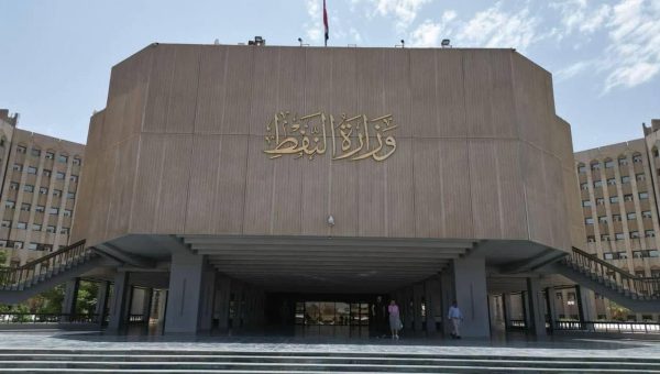 شحنات بنزين وغاز إضافية تصل العراق خلال أيام