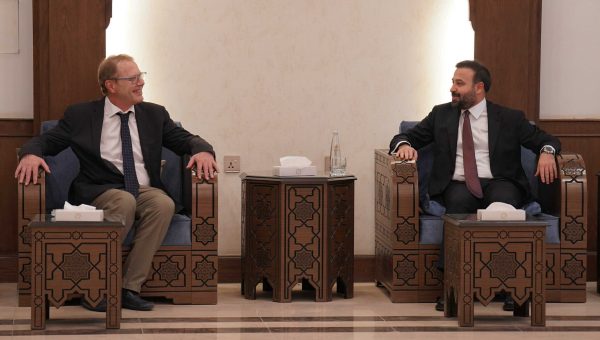 النجيفي يستقبل القنصل الفرنسي في الموصل ويبحث آفاق التعاون مع نينوى