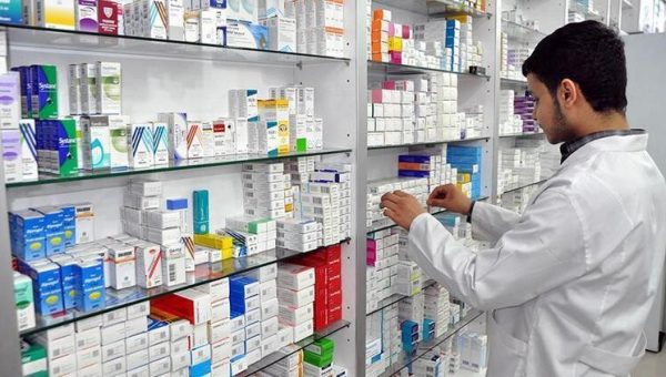 نقابة الصيادلة تُحذّر من شلل تسعيرة الأدوية بعد رفع سعر الدولار في العراق