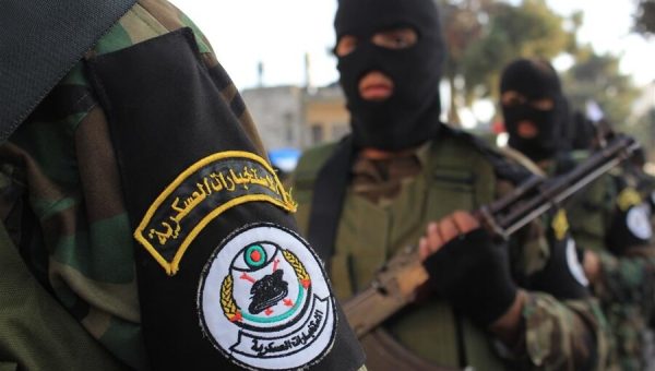 عملية خاطفة في أربيل.. الإستخبارات تُطيح بإرهابي خطير بحوزته جوازات سفر وعملات أجنبية