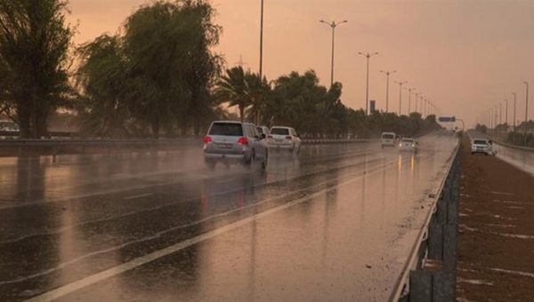 تقلبات جوية مرتقبة.. أمطار وتراجع في درجات الحرارة بالعراق لأيام