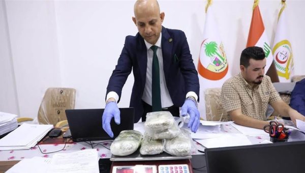ضربة موجعة للسموم: تدمير شحنة مخدرات ضخمة في البصرة
