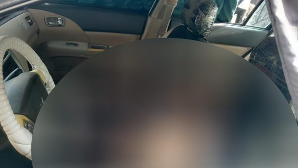 انتحار مفوض في وزارة الداخلية بإطلاق النار على نفسه داخل عجلته باليوسفية