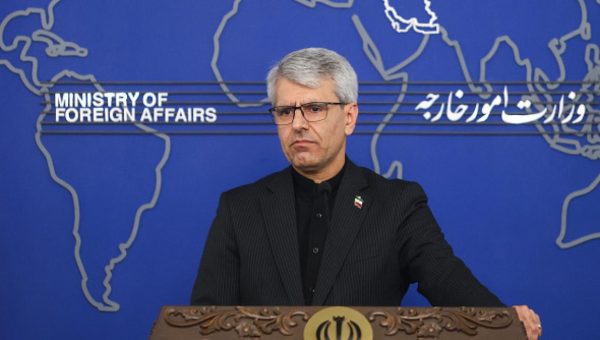 طهران ومسقط تتفقان على الممرات الآمنة في مضيق هرمز