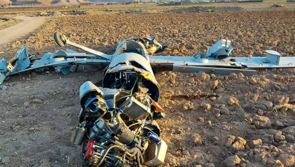 التوتر يتصاعد عند مضيق هرمز.. إسقاط مسيّرة ينزامن مع نفي أميركي لوجود ألغام بحرية