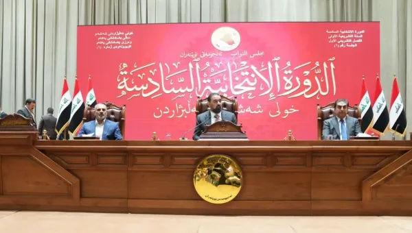تصل لـ10 سنوات براتب اسمي.. تفاصيل مقترح قانون الإجازات الطويلة في البرلمان