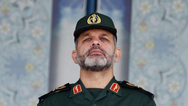 طهران تُحذر واشنطن وتل أبيب وتعلن استهداف ناقلة نفط عملاقة ثالثة في مضيق هرمز